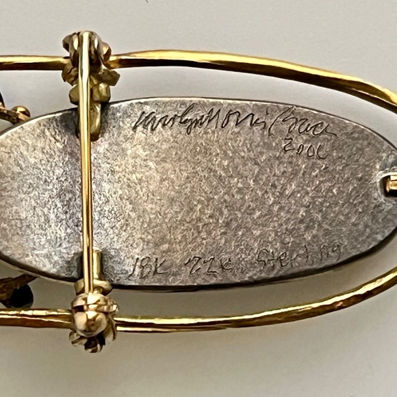 Carolyn Morris Bach Brooch Pendant 18K, 22K, Sterling and Agate - Picture 7 of 15